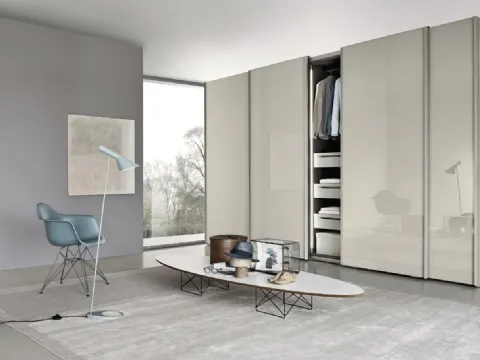 Armoire vitrée Ala Juta de Sangiacomo