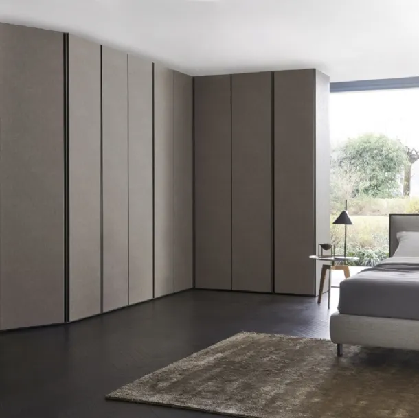 Armoire d'angle Breccia avec portes battantes de Sangiacomo