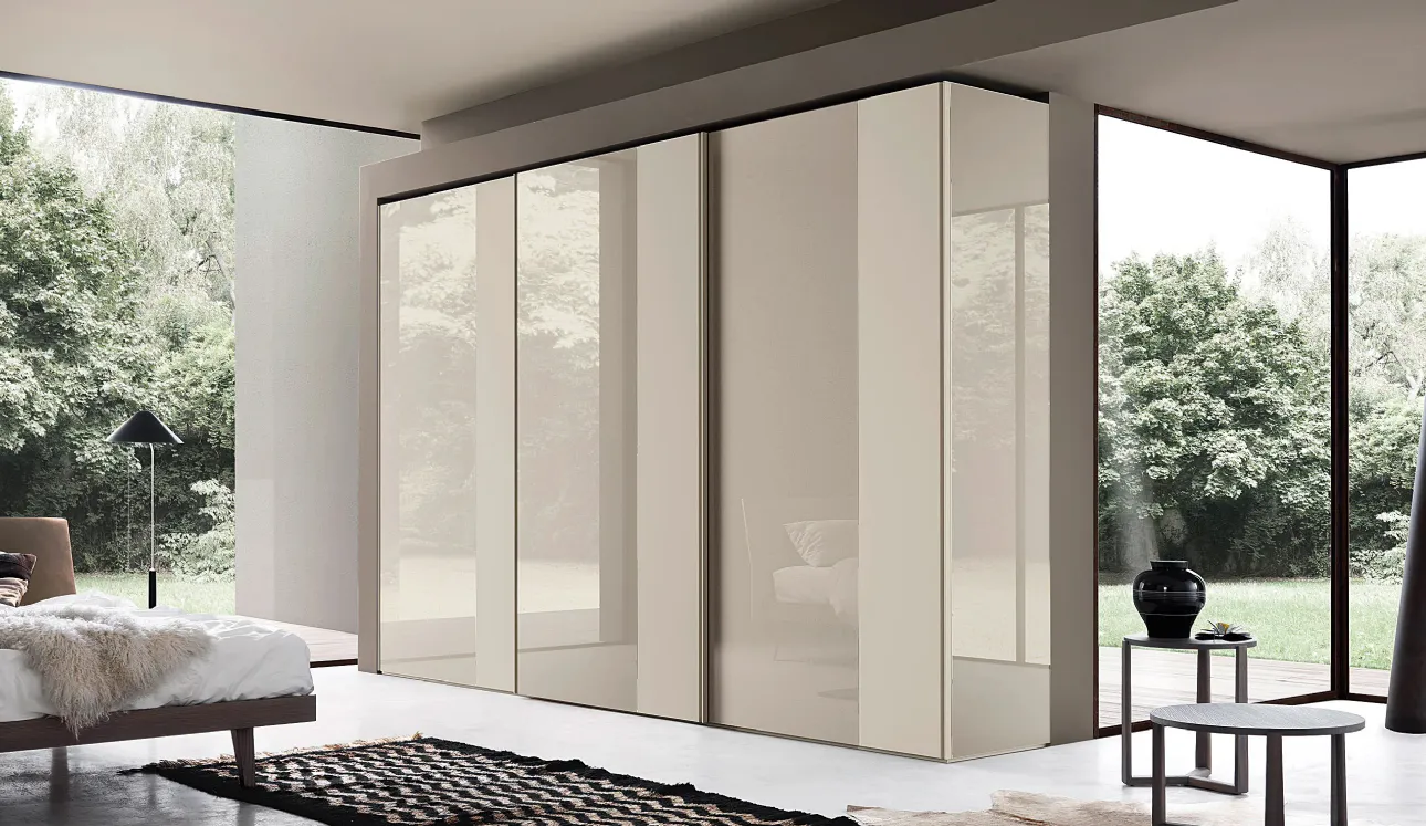 Armoire Synthèse avec portes coulissantes en verre de Sangiac