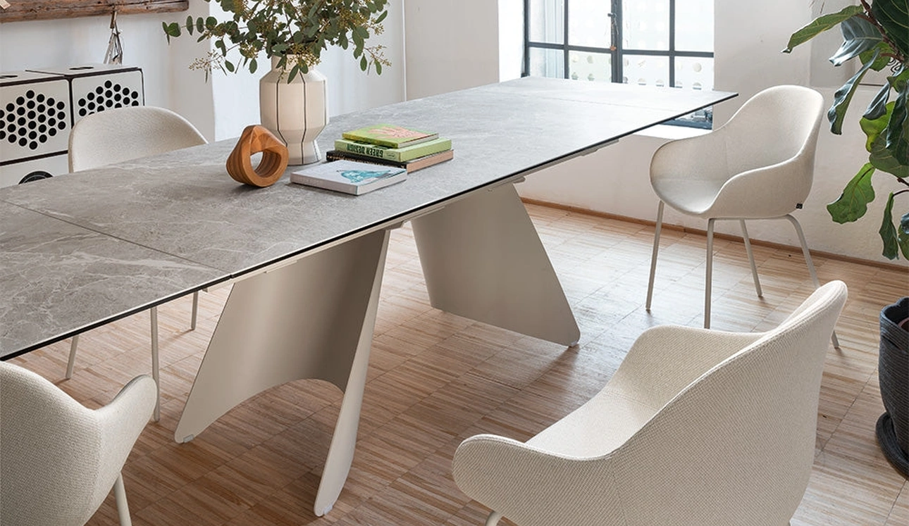Table extensible Orion en céramique de Connubia
