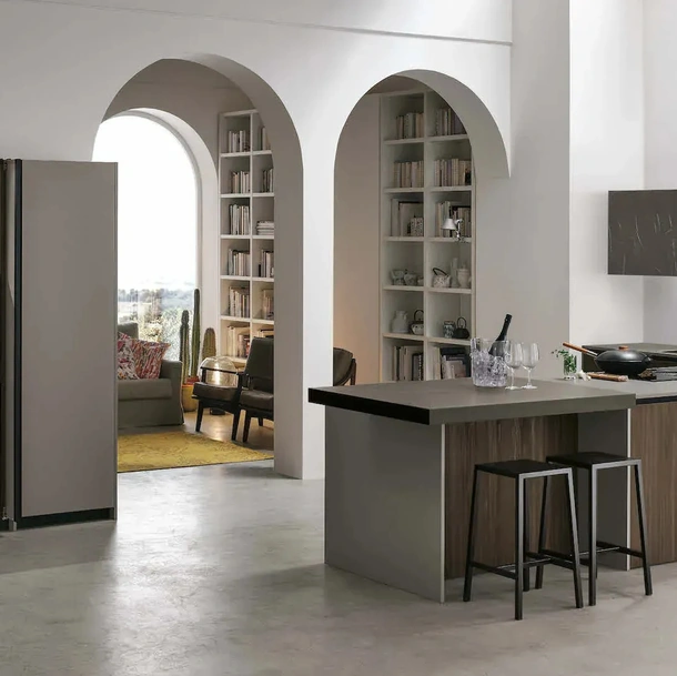 Cuisine moderne avec îlot Metropolis 04 en larice brun et PET de Stosa