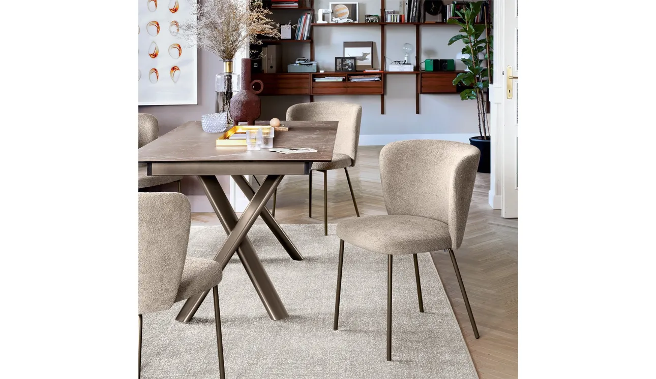 La chaise Betty de Connubia