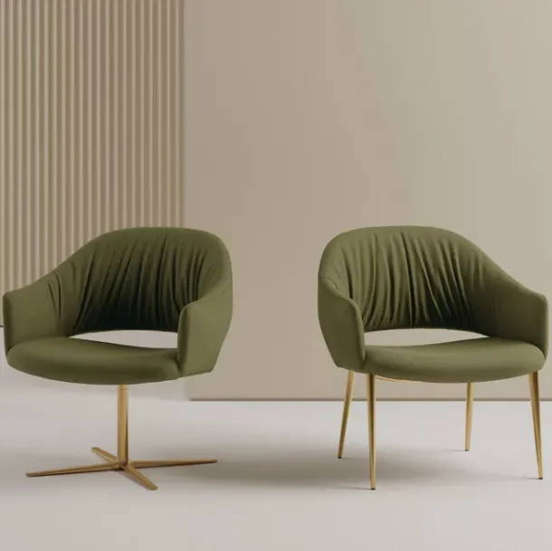 Petite chaise Nova en tissu rembourré de Bontempi.