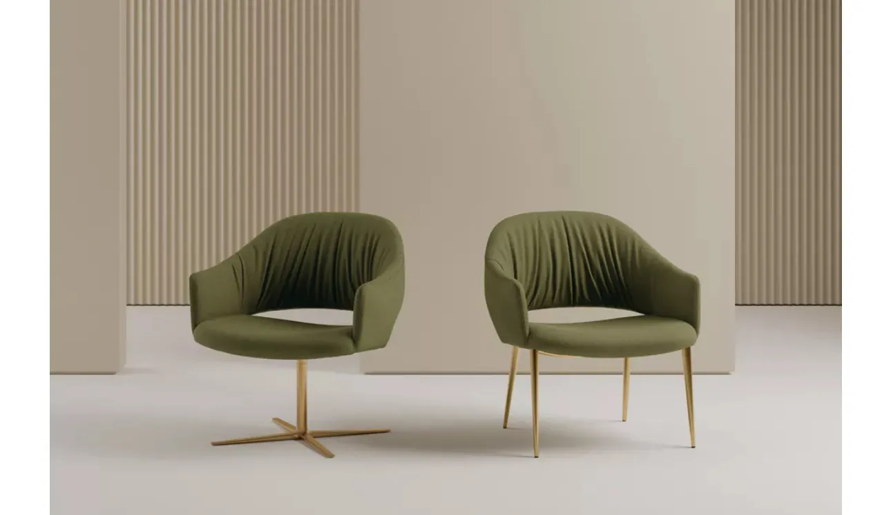 Petite chaise Nova en tissu rembourré de Bontempi.