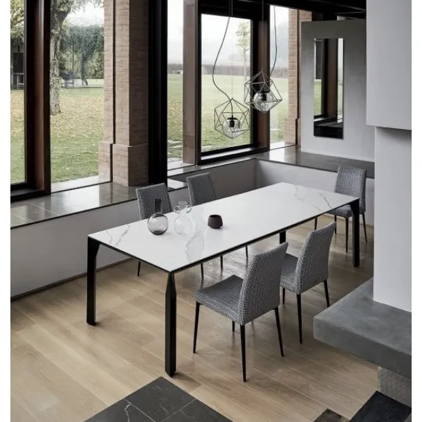 Table Mirage en supermarbre de Bontempi