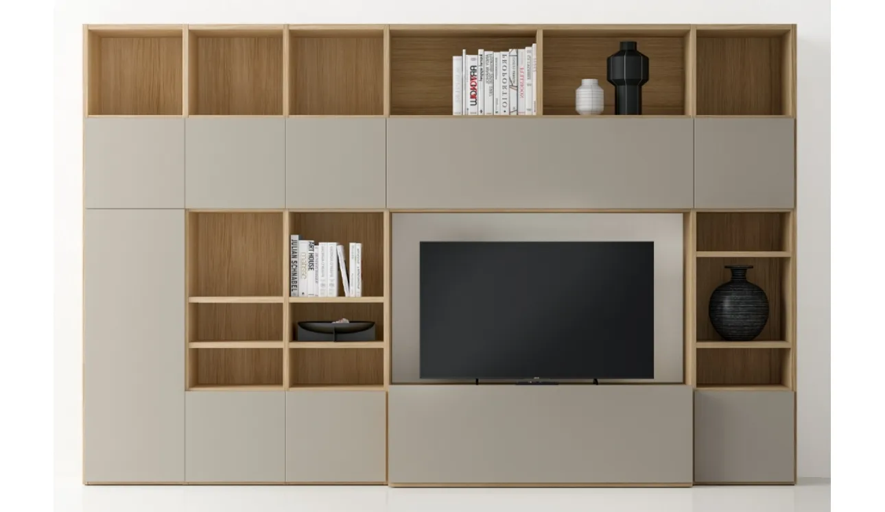 Bibliothèque laquée mate et finition Matwood Honey avec niche porte-TV. Pratique composition PTG319 de SantaLucia.