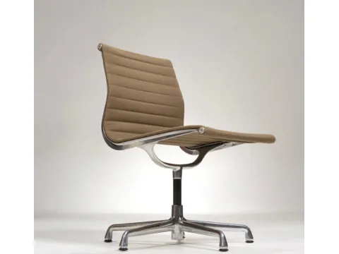 Chaise haute haute couture de Siger