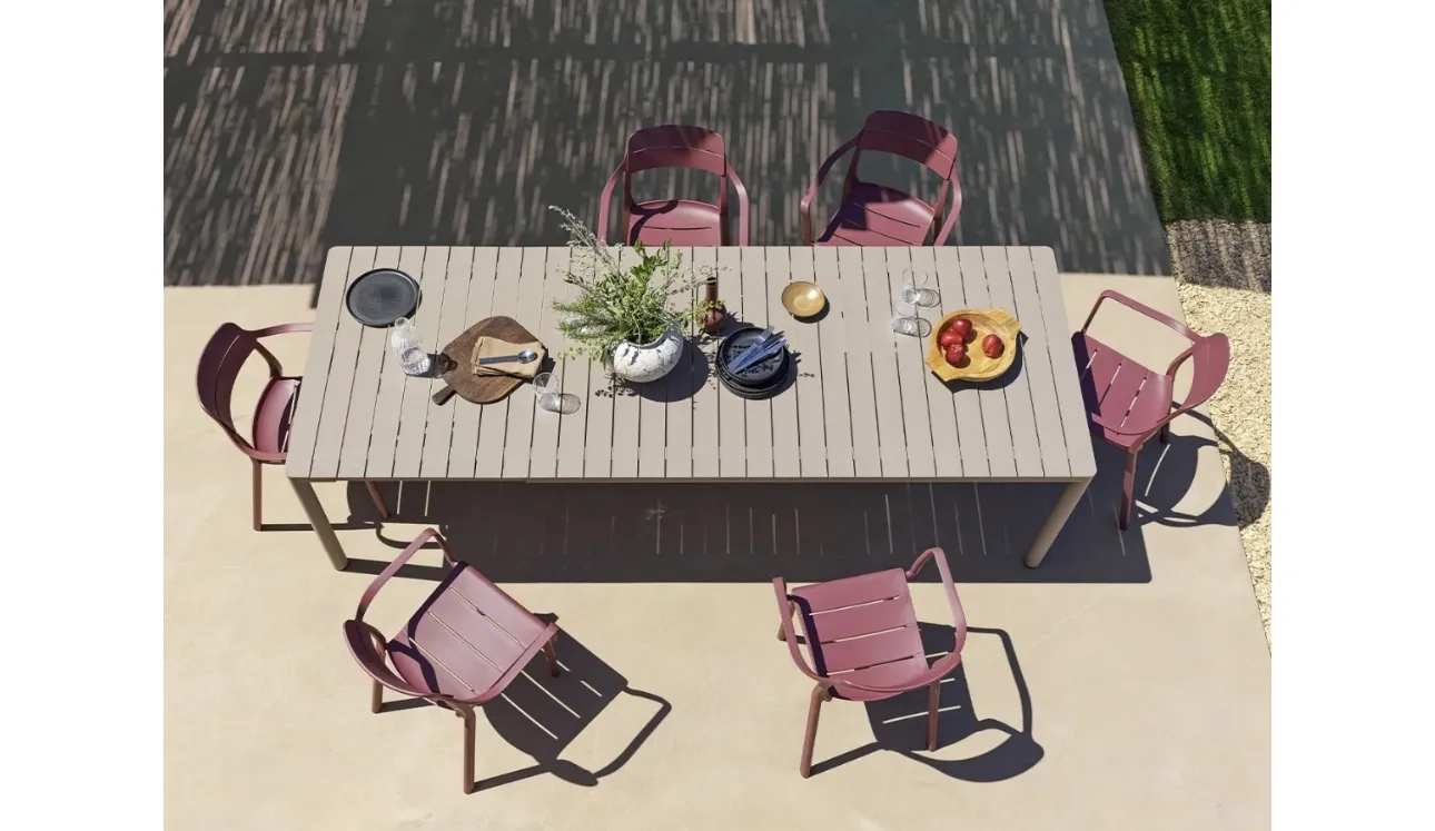 Chaise empilable Cassia de Nardi