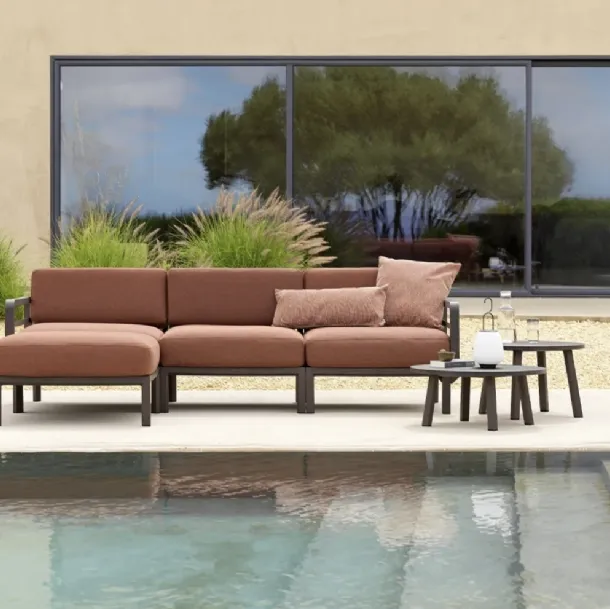 Table ronde en polypropylène Maximo de Nardi.