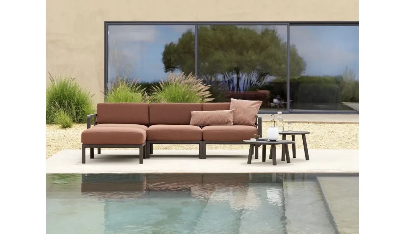 Table ronde en polypropylène Maximo de Nardi.