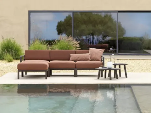 Table ronde en polypropylène Maximo de Nardi.