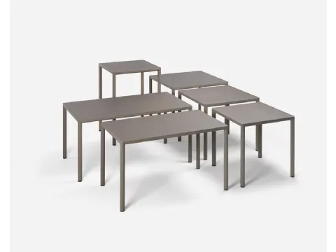 Tables d'extérieur Piave, disponibles en différentes tailles en HPL de Nardi.
